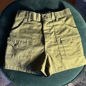 💚 True Vintage 💚 Boy Scouts of America Olive Green Shorts with Pockets 26” waist